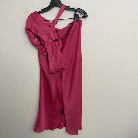 NBD Misha One Shoulder Cutout Midi Dress pink SIZE M NWT $238msrp - Picture 5 of 8